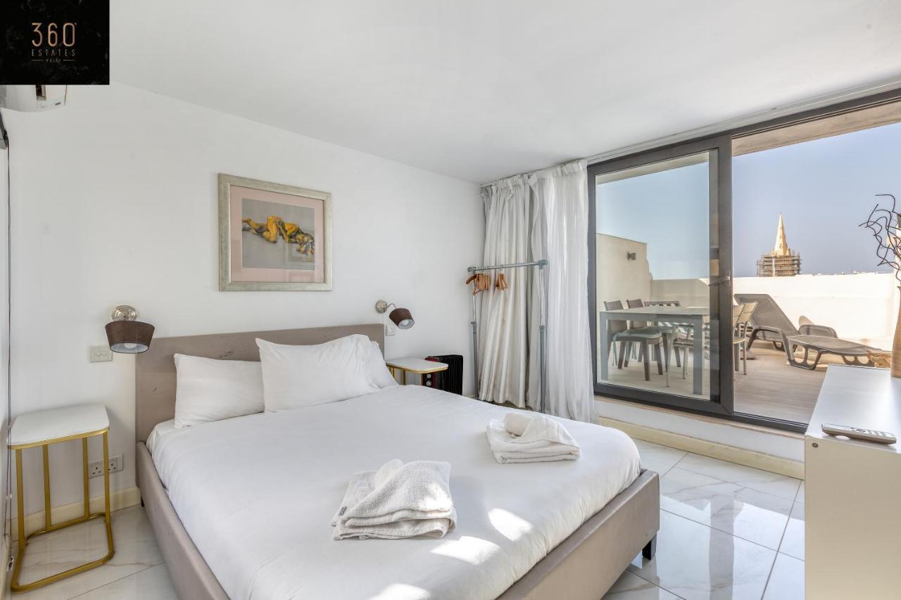 Mesmerising Views For A 2Br Apt In The Capital By 360 Estates La Valeta Exterior foto